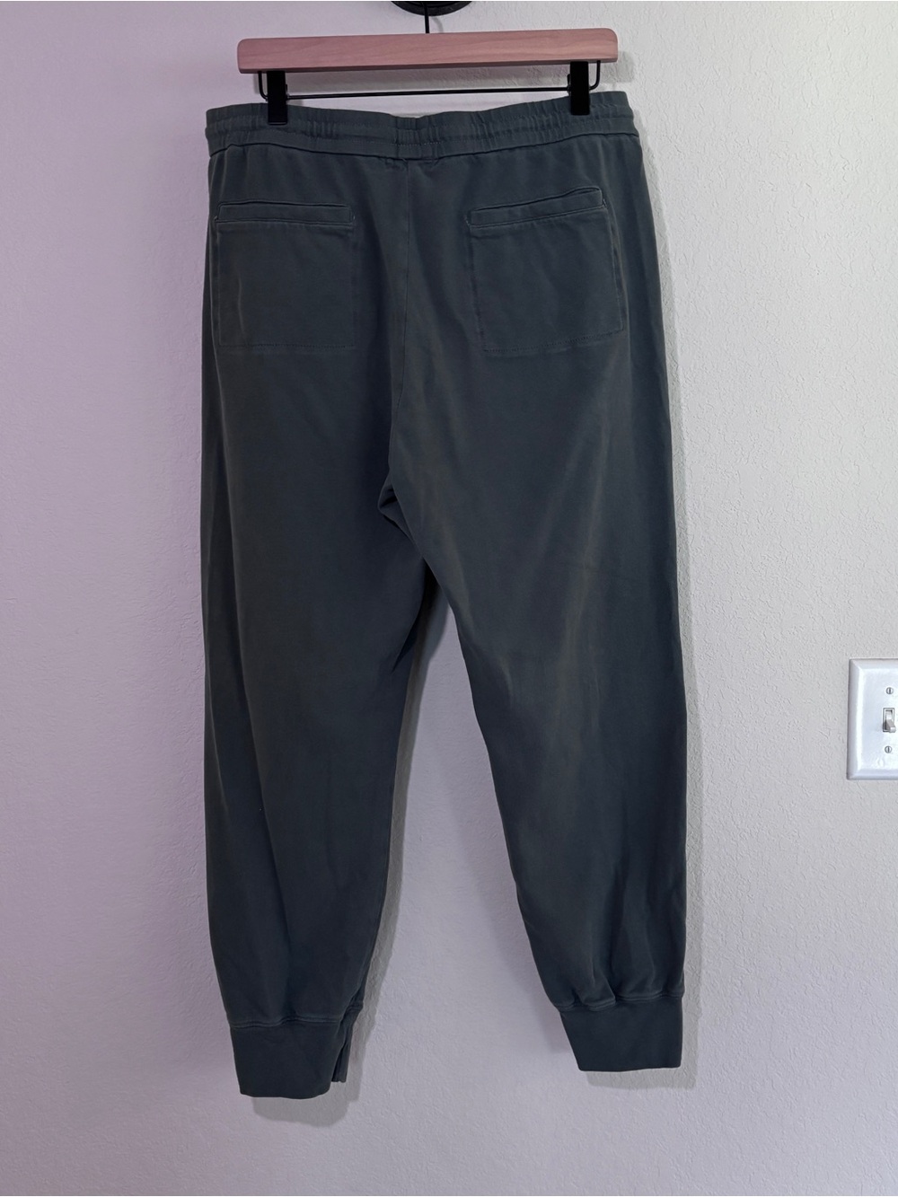 Barefoot Dreams 100% Cotton Jogger Sweatpants L Quiet Luxury - Picture 2 of 8